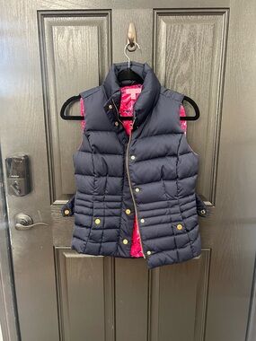 Lilly Pulitzer Navy Puffer Vest with Bright Pink Patterned Lining